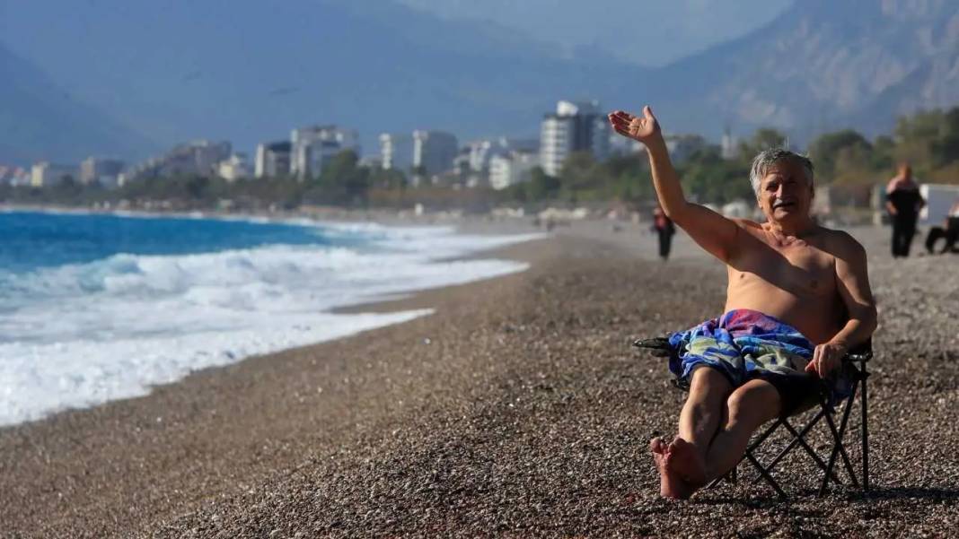 Şiddetli Yağmurun Ardından Antalya’da Tatil Havası Devam Etti! 5